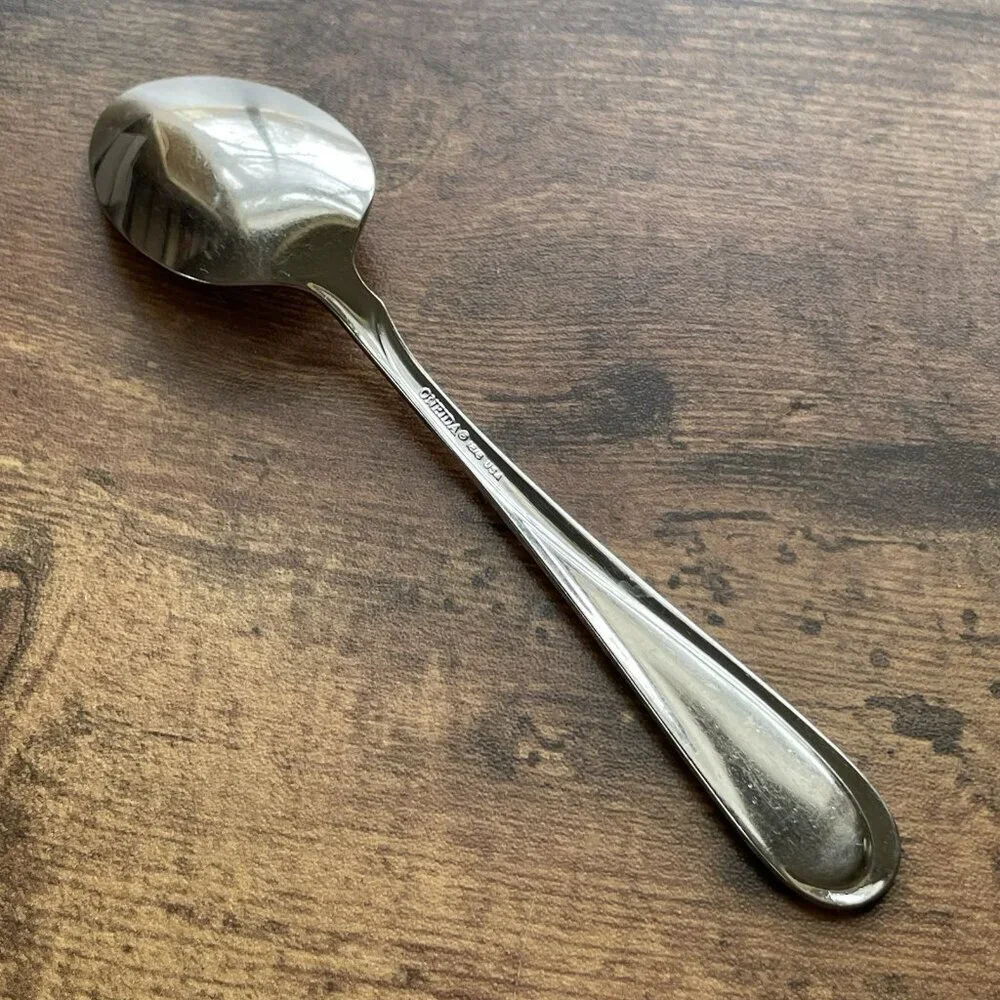 Oneida USA Flight Reliance Teasppons Spoons Set of 4 Stainless Steel USA Made